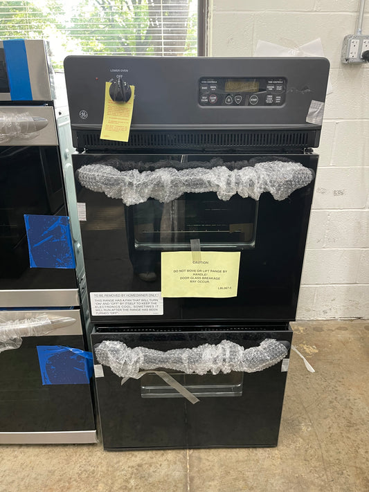 GE  JRP28BJBB
24 Inch Double Electric Wall Oven with 2.7 cu. ft. Upper Oven, SmartSet Controls and and 2.7 cu. ft. Lower Oven: Black