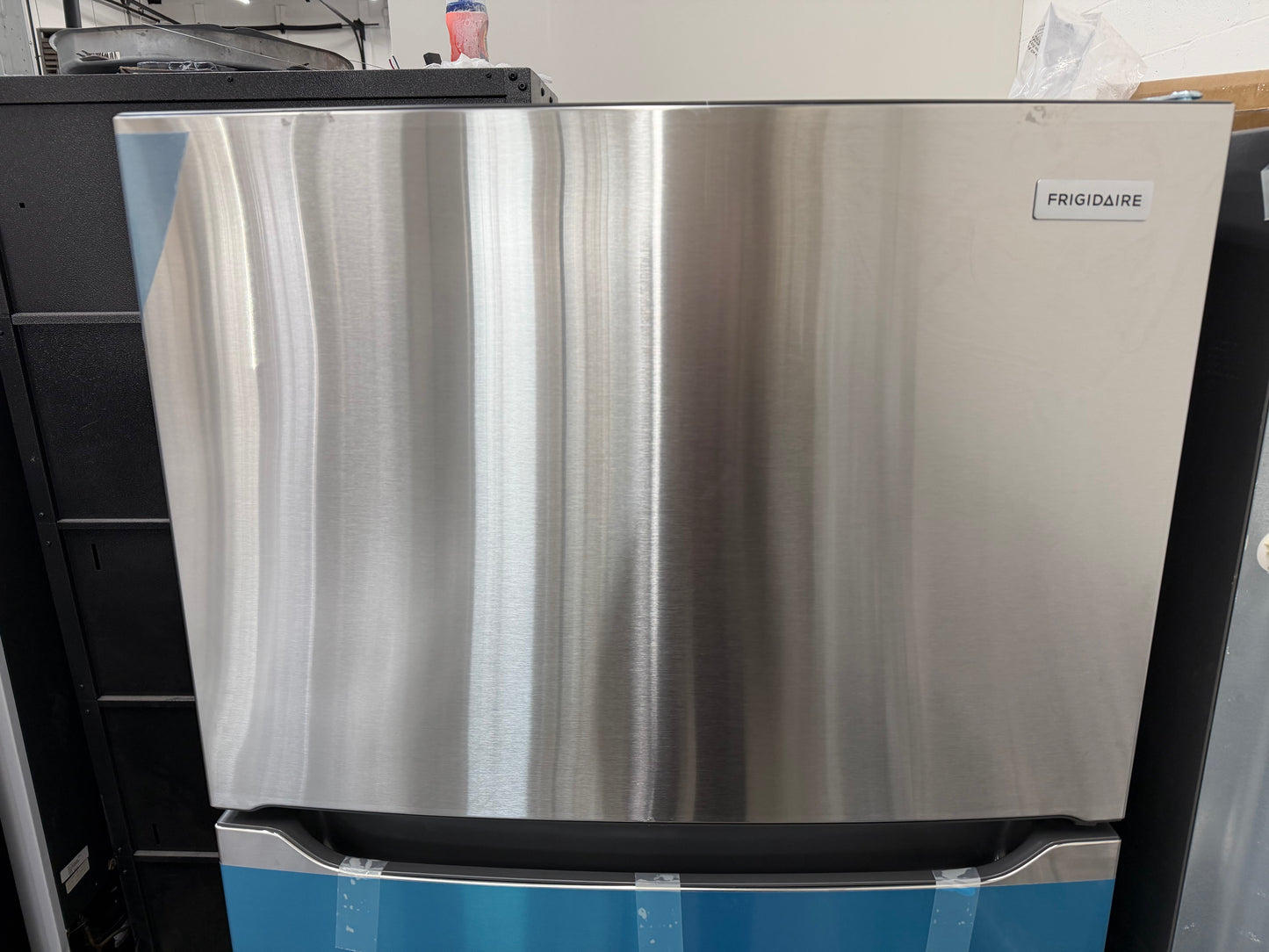 Frigidaire  20.0 cu. ft. Top Freezer Refrigerator in Stainless Steel