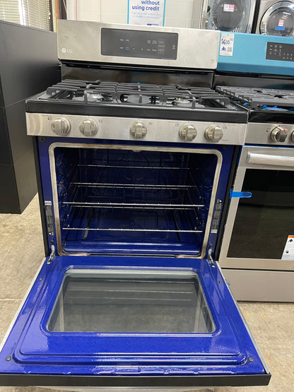 LG  LRG3061ST
30 Inch Gas Range with 20 Minute EasyClean ,Mode, Brilliant Blue Interior, Griddle Accessory, 5 Sealed Burners, 5.4 cu. ft. Oven and Storage Drawer: Stainless Steel