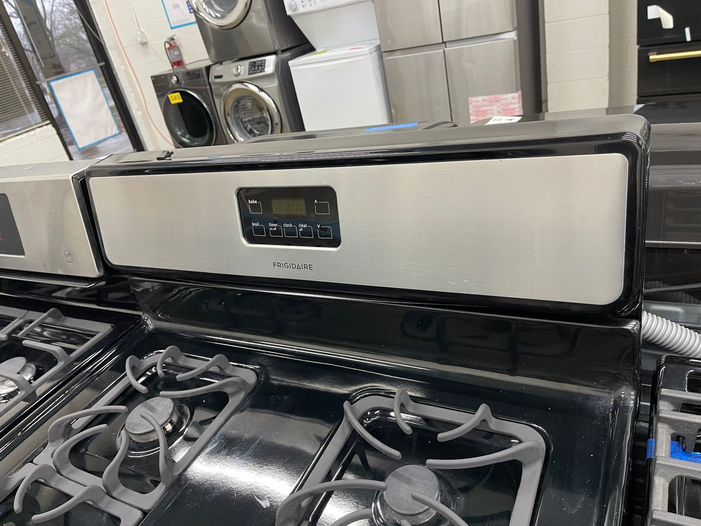 Frigidaire 30" Freestanding Gas Range in Stainless Steel