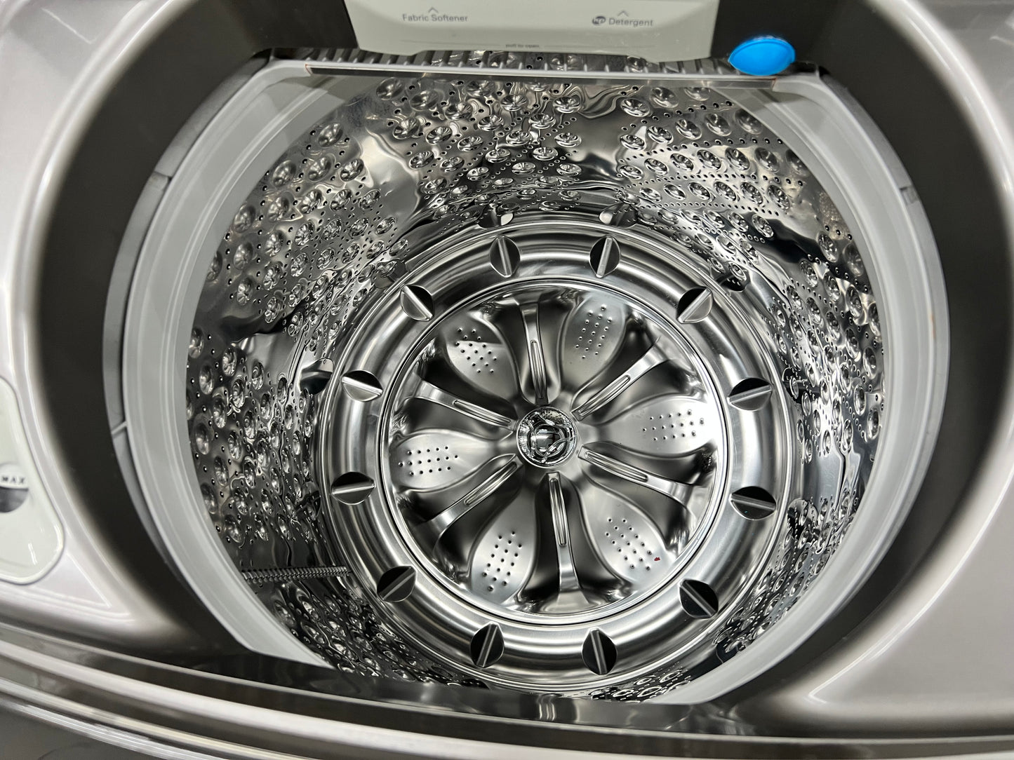 Kenmore Elite Top-Load 5.2 Cu. Ft. Washer and 7.3 Cu. Ft. Electric Dryer Set in Metallic Silver
