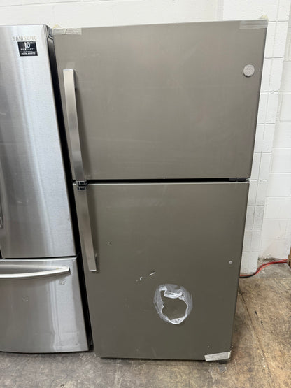 GE 19.2 Cu. Ft. Garage Ready Top-Freezer Refrigerator
Model #:GTS19KMNRES