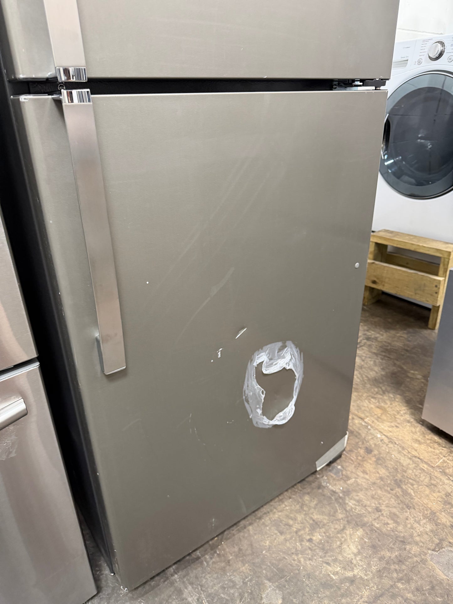 GE 19.2 Cu. Ft. Garage Ready Top-Freezer Refrigerator
Model #:GTS19KMNRES