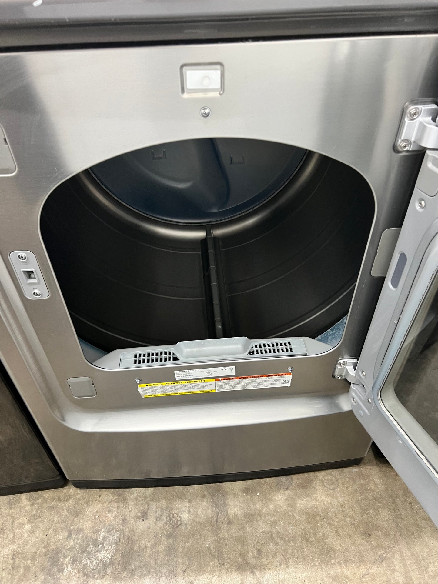 Samsung Top-Load Activewash 5.2-cu ft Washer and 7.5-cu ft Electric Dryer Mismatch Set (READ DESCRIPTION)