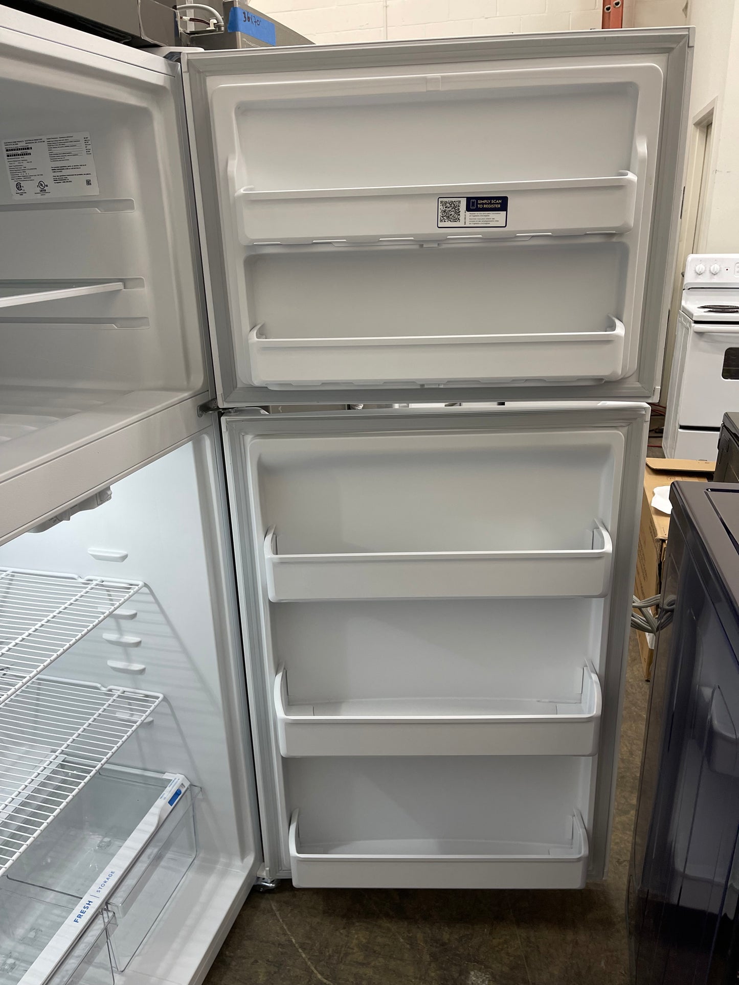 Frigidaire  FFTR1814WW
30 Inch Top Freezer Refrigerator with 18.3 Cu. Ft. Total Capacity, EvenTemp Cooling, Adjustable Shelves, Humidity-Controlled Crispers, Gallon Door Bins, LED Lighting, Ice Maker Ready, and ADA Compliant: White