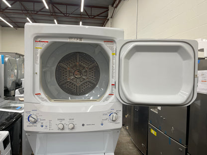 GE Spacemaker  GTUP270EMWW
27 Inch Electric Laundry Center with 3.3 cu. ft. Washer, 5.9 cu. ft. Dryer, 9 Wash Cycles, 4 Dry Cycles, Auto-Load Sensing and Cycle Status Lights