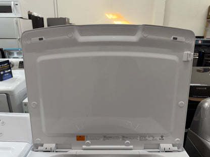 Insignia NS-TWM35W1 3.7 Cu. Ft. High Efficiency and Insignia- 6.7 Cu. Ft. Electric Dryer with Sensor Dry - White NS-TDRE67W1